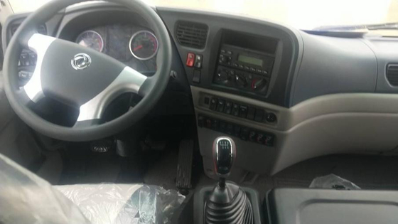 23 مقعدًا 4x4 الدفع الرباعي على الطرق الوعرة المركبات العسكرية الديزل 170hp للطرق الوعرة البرية