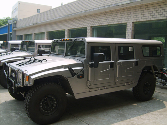 على الطرق الوعرة استطلاع مركبة عسكرية دورية قيادة شرطة سيارة صف مزدوج 4x4 150HP
