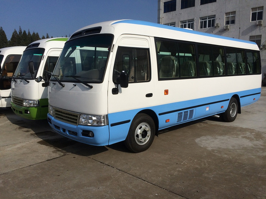 ديزل Coach Coaster Bus 30 مقعدًا ، ثلاجة تكييف هواء ناقل الحركة اليدوي 140 حصانًا