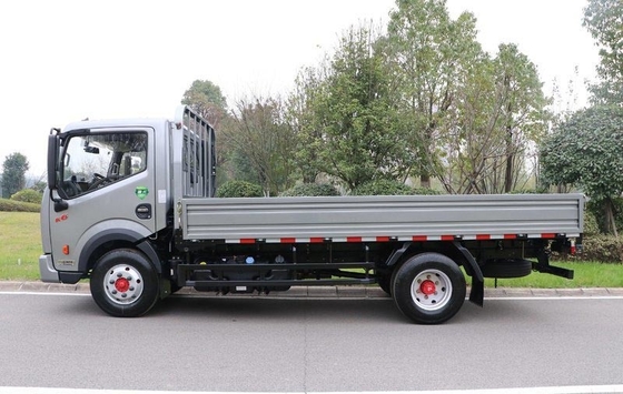 حاوية البضائع الخفيفة Cummins Diesel Trucks Deluxe Edition 4x2 DONGFENG