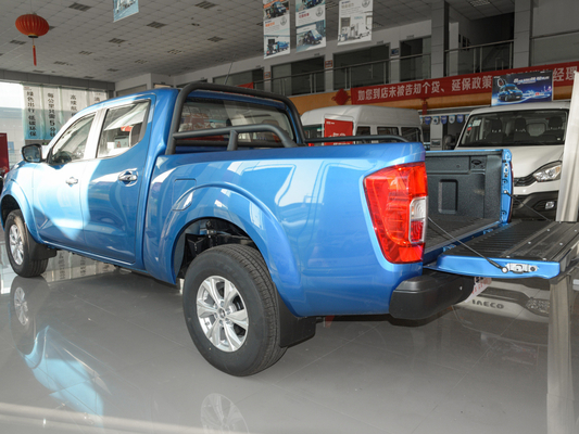 الصين DONGFENG 4WD Pickup 1.7m Cargo Tank Light Freight Truck Double Cab 5 مقاعد
