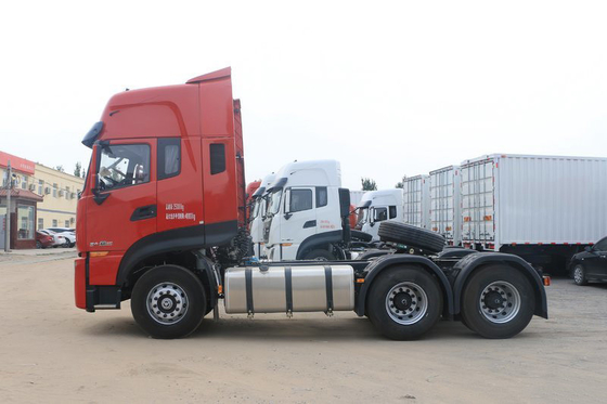 شاحنة جرار ديزل Dongfeng 560hp Max Torque 2650N.m لنقل البضائع