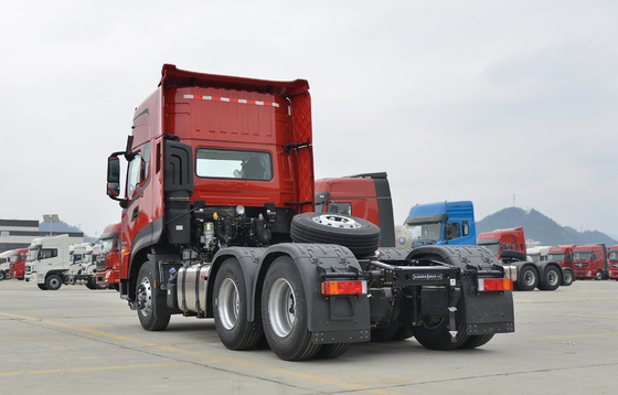 Euro 6 Emissions DONGFENG Tractor Truck 456hp High Power Fuel Diesel