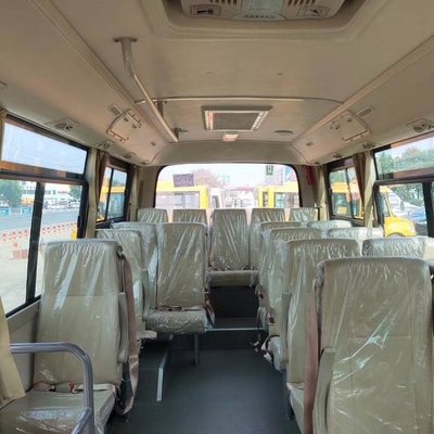تخصيص 6.6M Travel Diesel Bus Coach 10-25 مقعدًا 3300mm Wheelbase