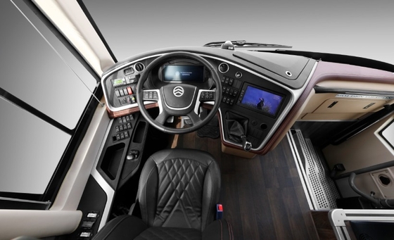 37 Seater Luxury Coach Travel ديزل 270 حصان داخلي ارتفاع 2 متر 6MT ناقل الحركة