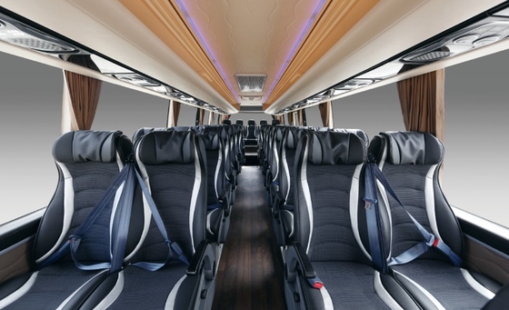 37 Seater Luxury Coach Travel ديزل 270 حصان داخلي ارتفاع 2 متر 6MT ناقل الحركة