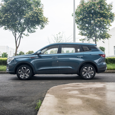 VGV 8AT 5 Door 7 Seats SUV FWD Standard Around View Monitor قوة البنزين 2.0T