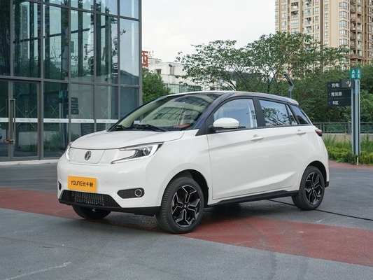 الصين سيارة كهربائية نقية 5 أبواب 4 مقاعد سيارة نقية EV سيارة صغيرة SUV نطاق الأميال 400 كيلومتر