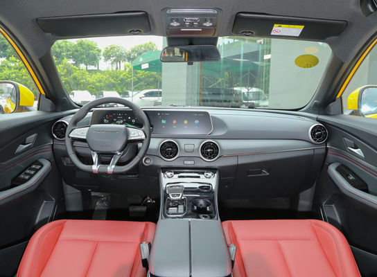DONGFENG Gas Petrol Power SUV Car مستقل تعليق 197HP